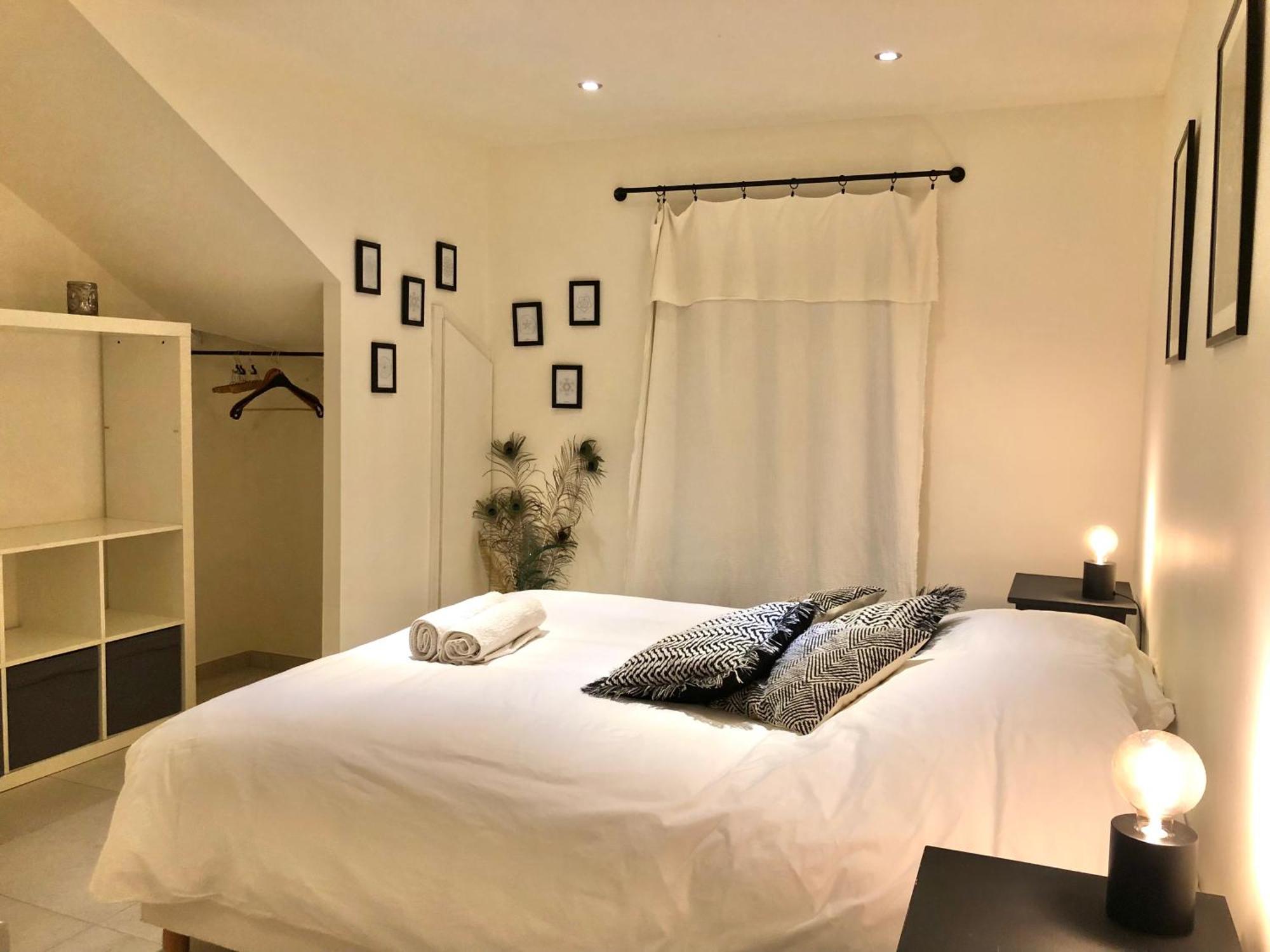 The Hope, Suite Privee Au Sein D'Une Maison Avec Piscine Aix-en-Provence Bagian luar foto